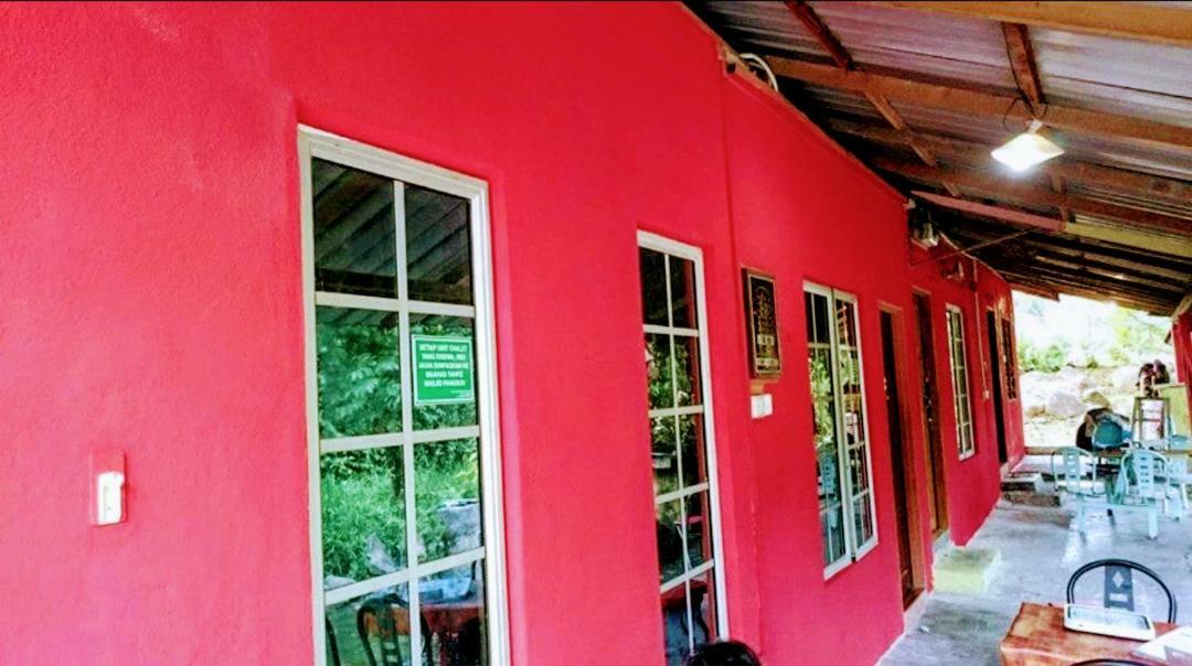 Lopoh Waterfront Budget Chalets Villa Hulu Langat Eksteriør bilde